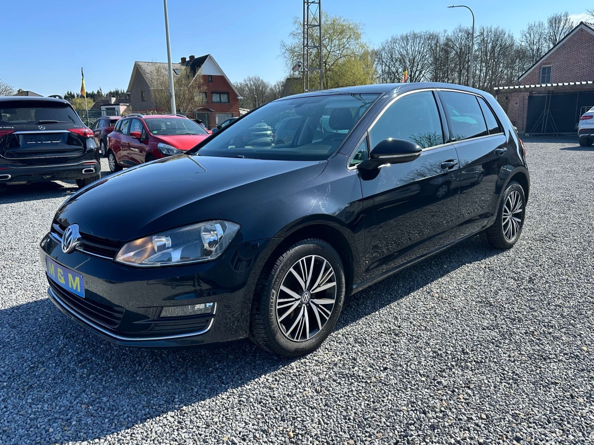 Volkswagen Golf 1.2 TSI Allstar ** 12 m garantie **